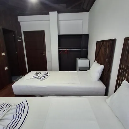 Pensionat Miziriguesthouse 3*