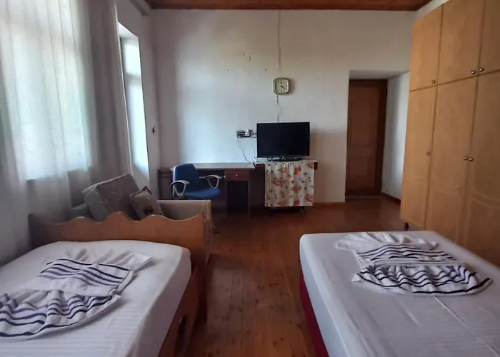 Miziriguesthouse Guest house Gjirokaster